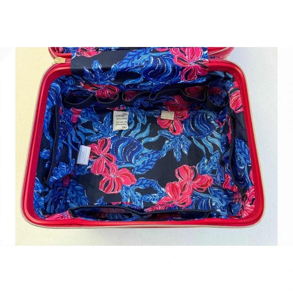 Lilly Pulitzer Hard Shell Train Case Navy Pink Floral Vanity Travel Makeup Bag